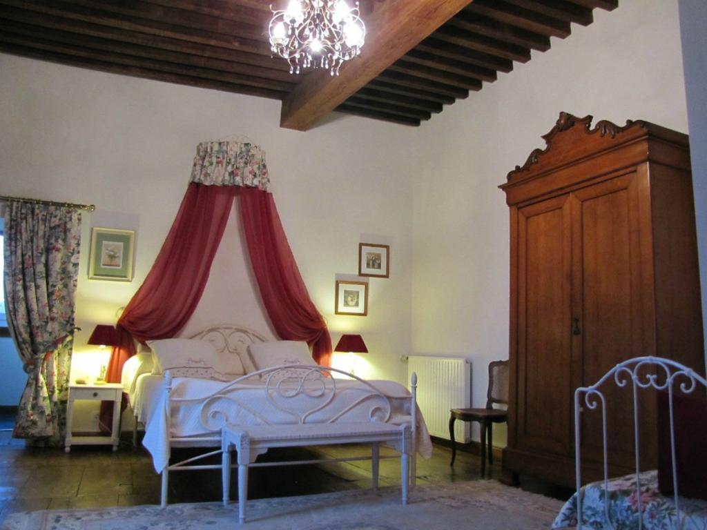 Chateau Porthos Tranquillite Des Pyrenees Lanne-en-Baretous Exterior foto